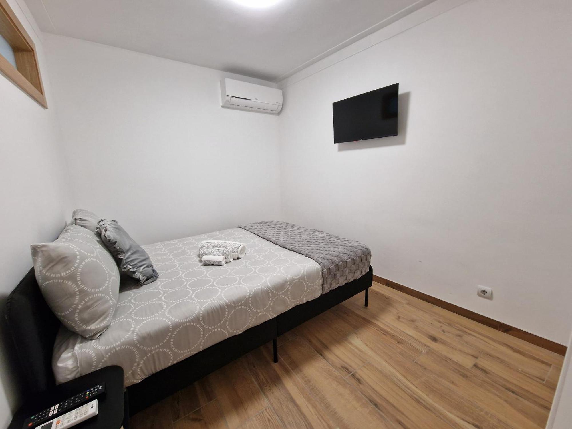 Cozy Apartment With Terrace, Air Cond, Free Parking, By Porto With Love Lda Luaran gambar